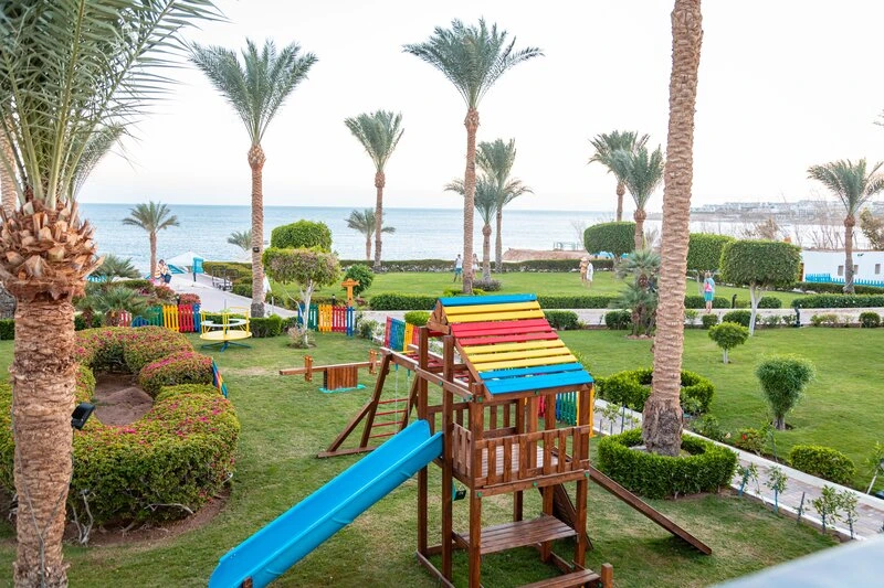 Grand Oasis Resort