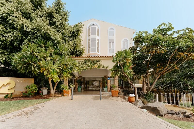 R2 Buganvilla Hotel & Spa