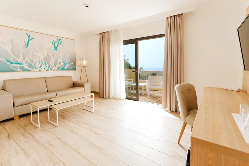 R2 Buganvilla Hotel & Spa
