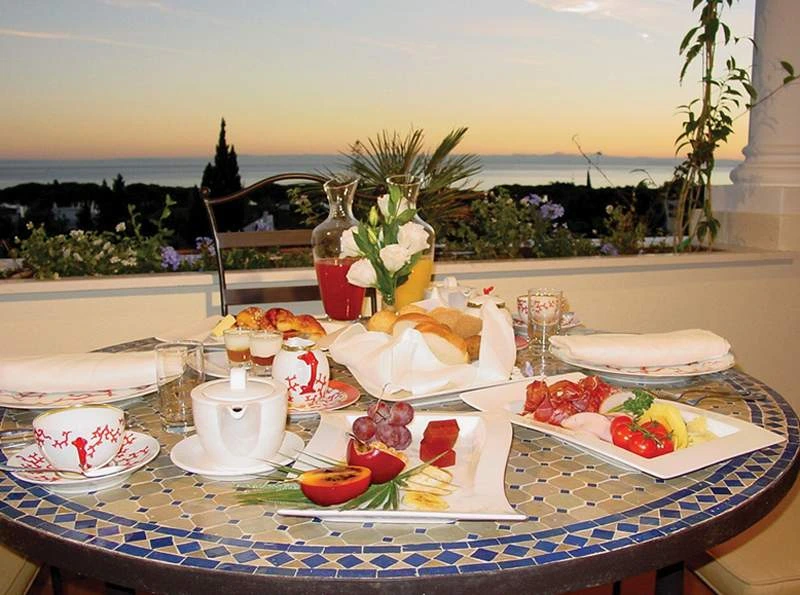 Guadalpin Suites