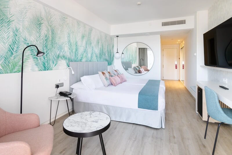 Hotel Cristina by Tigotan Only Adults (+16)
