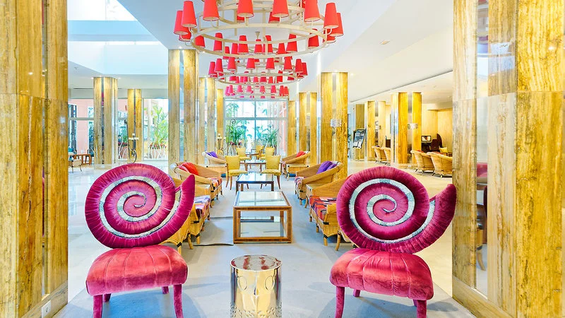 Bull Hotel Reina Isabel & Spa
