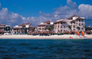 Desire Riviera Maya Pearl Resort