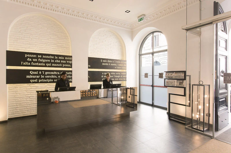 Gallery 4