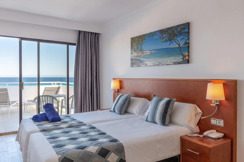 R2 Verónica Beach Hotel