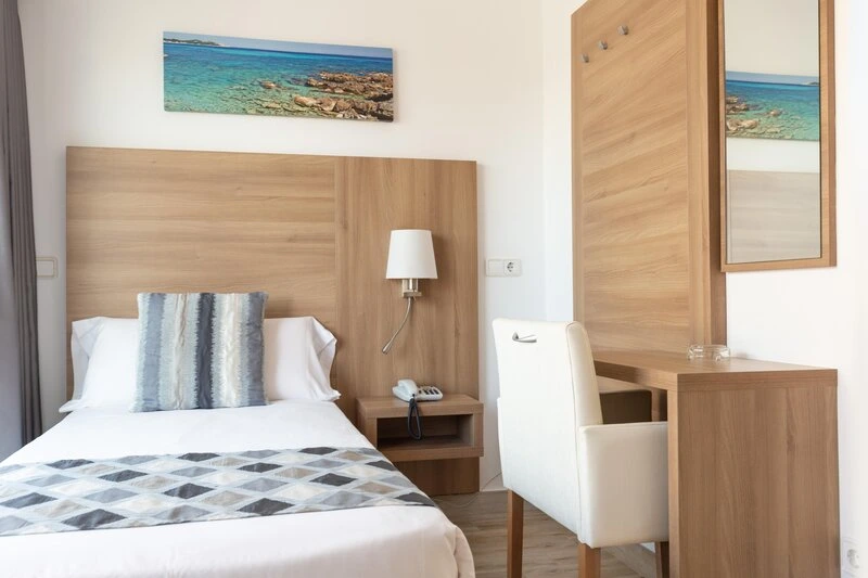 R2 Verónica Beach Hotel
