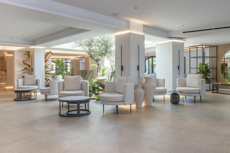 Valentin Somni Hotel & Suites