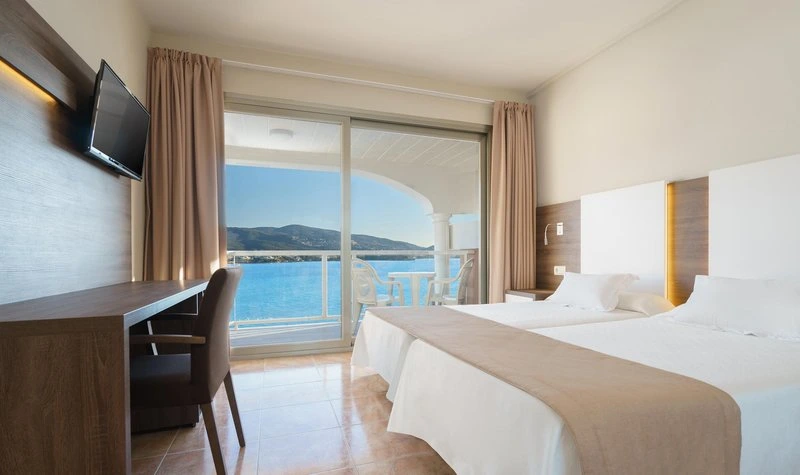 Hotel Seramar Comodoro Playa