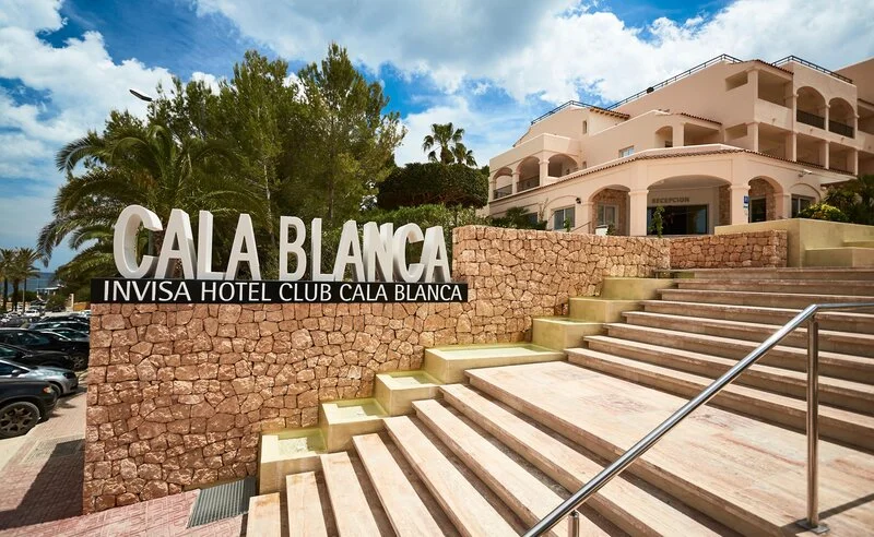 Hotel Invisa Club Cala Blanca image 2