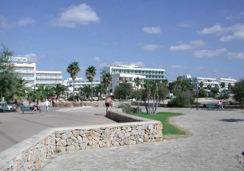 Marins Suites