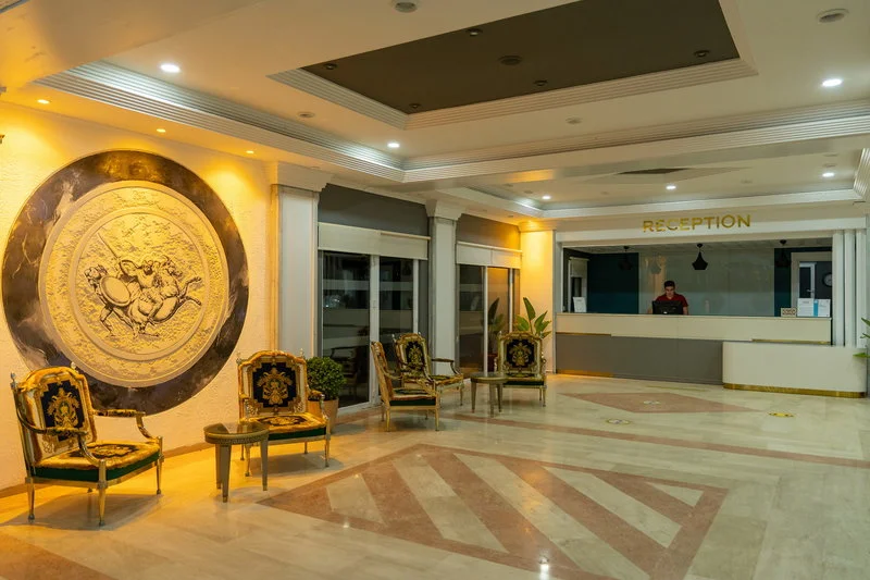 Hotel Tiana Beach