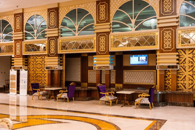 Hotel Side Premium