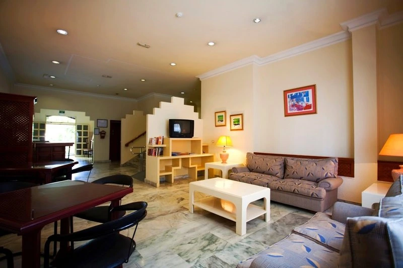Apartamentos Be Smart Florida Plaza