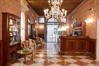 Gallery 4