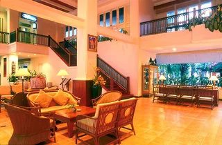  Amora Beach Resort Phuket
