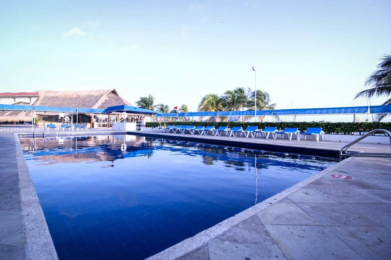 Aquamarina Beach Hotel Cancun