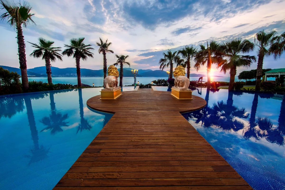 THE PLAZA BODRUM
