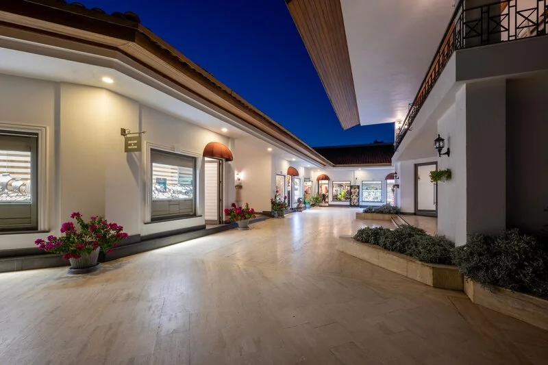  Adora Hotel & Resort