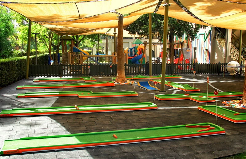 Arum Barut Collection
