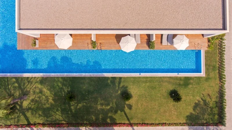 Acanthus Cennet Barut Collection
