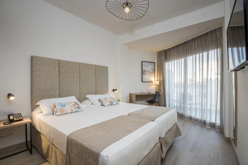 Hotel Las Arenas