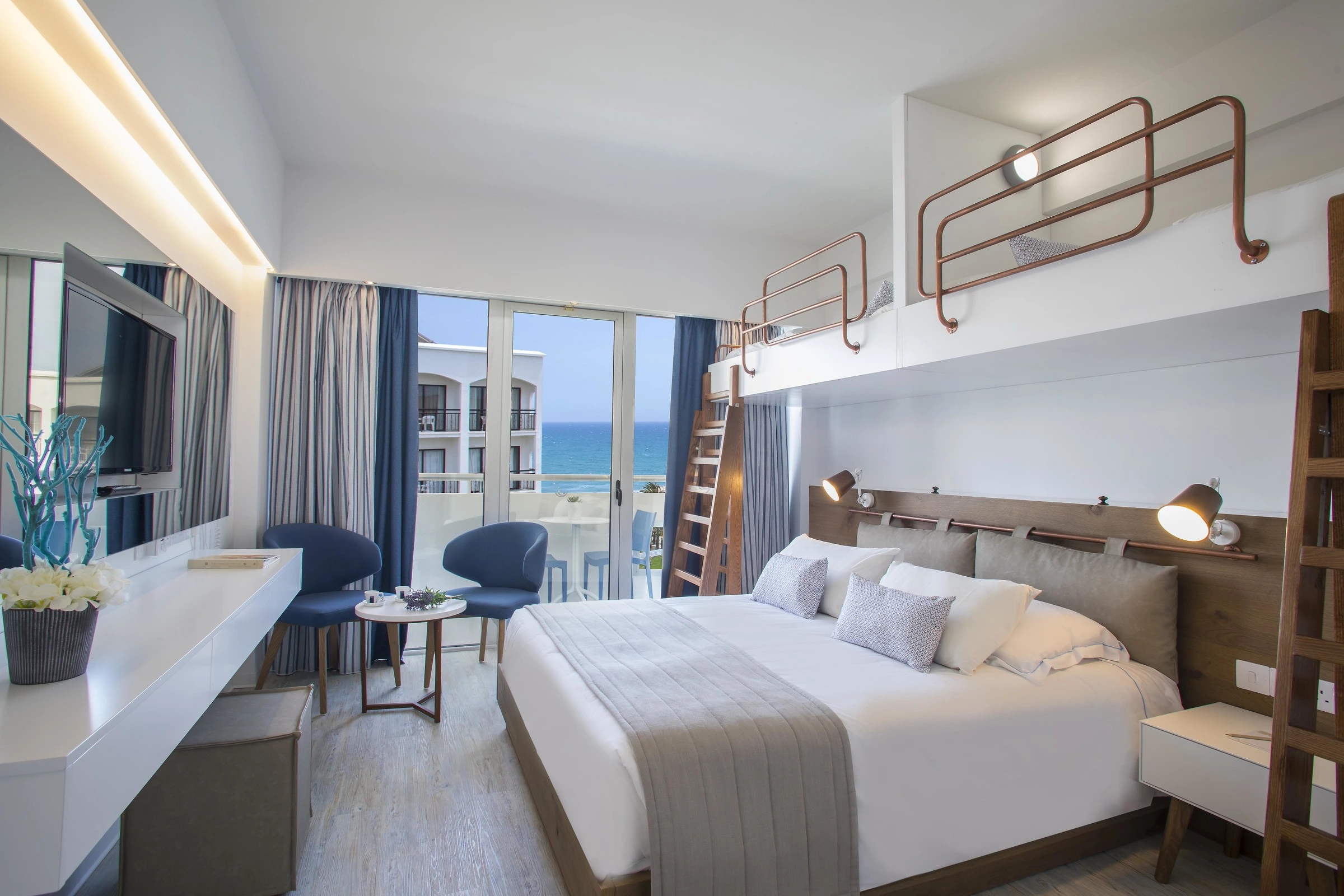 Lordos Beach Hotel & Spa