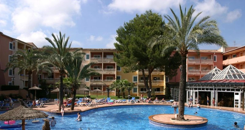 Cabau Aquasol Aparthotel