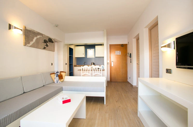 Cabau Aquasol Aparthotel