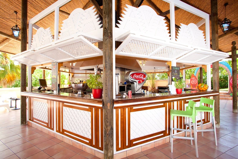 Cabau Aquasol Aparthotel