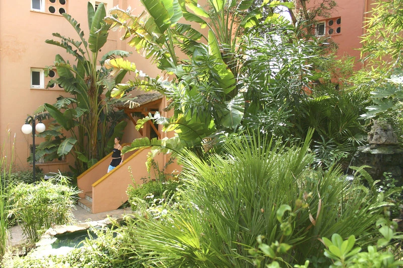 Cabau Aquasol Aparthotel