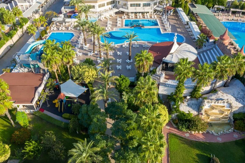  Aydinbey Famous Resort