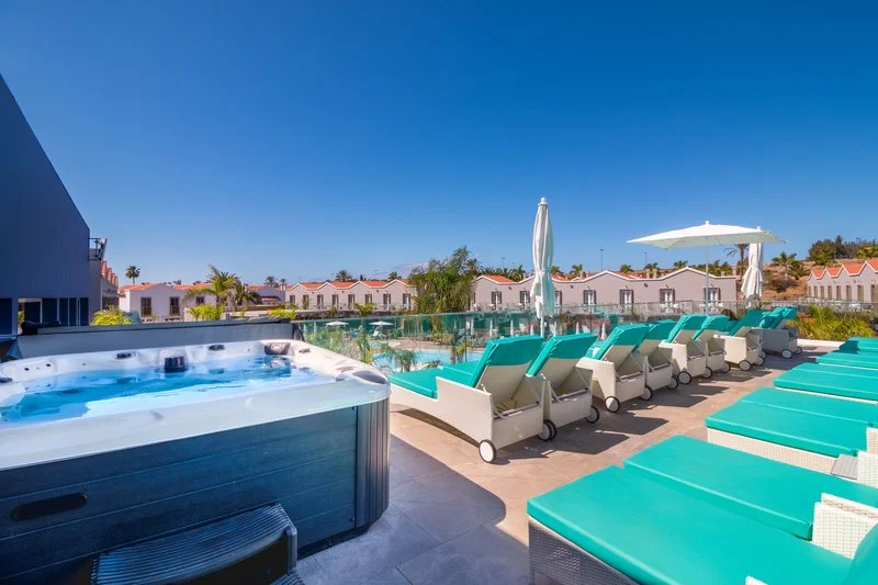 Hotel LIVVO Los Calderones