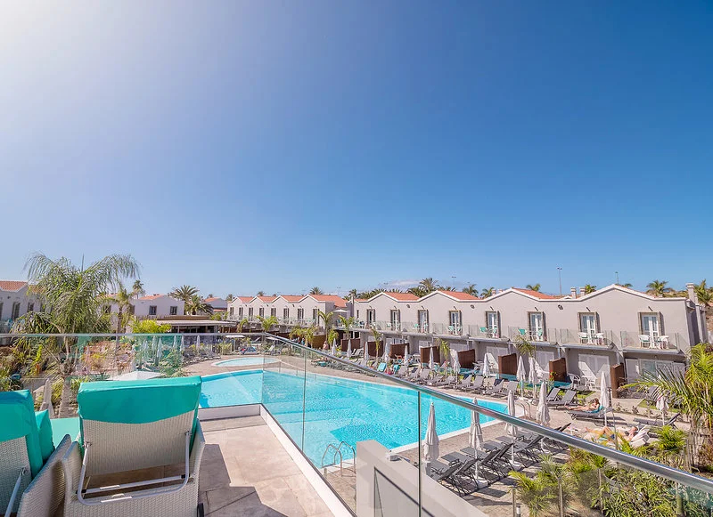 Hotel LIVVO Los Calderones