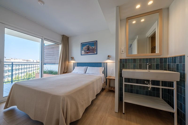 Ancora La Siesta Apartments
