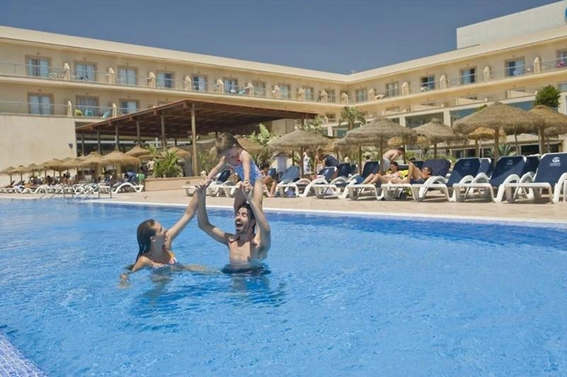 Cabogata Beach