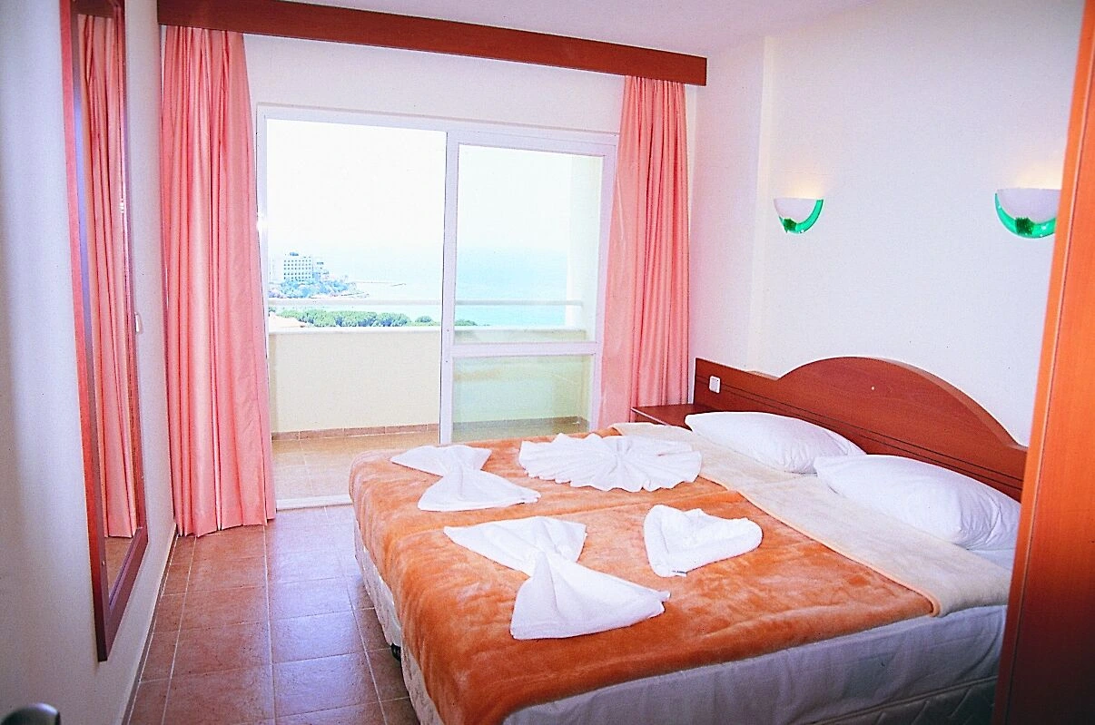 Tuntas Family Suites Kusadasi
