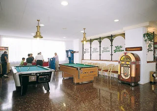Gallery 3