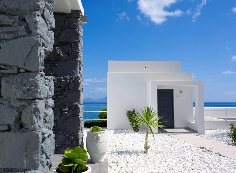 Dimitra Beach Hotel & Suites