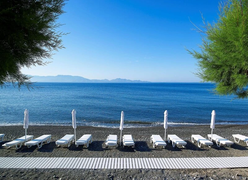 Dimitra Beach Hotel & Suites