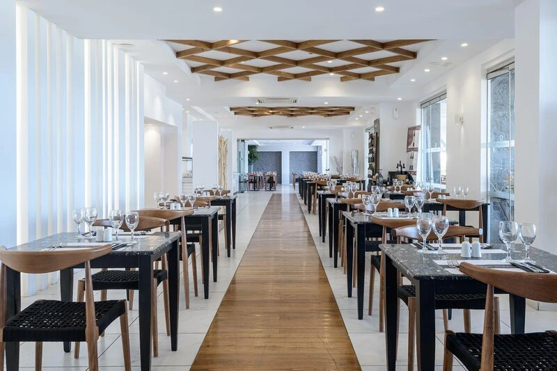 Dimitra Beach Hotel & Suites