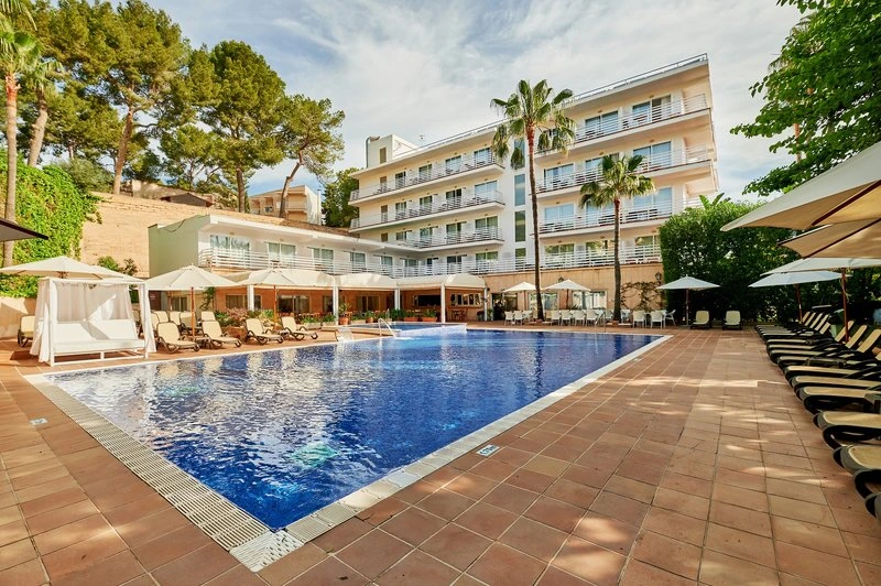 Hotel ROC Oberoy