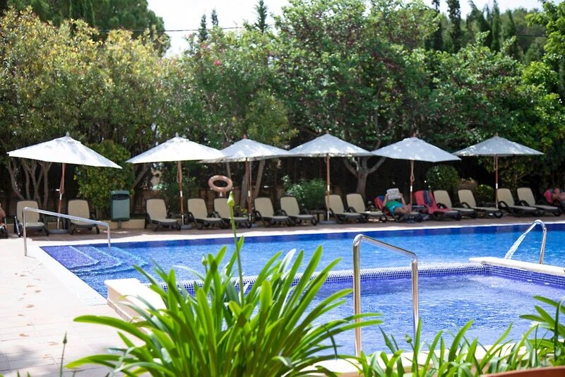 Hotel ROC Oberoy