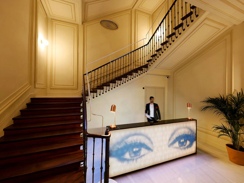Gallery 4