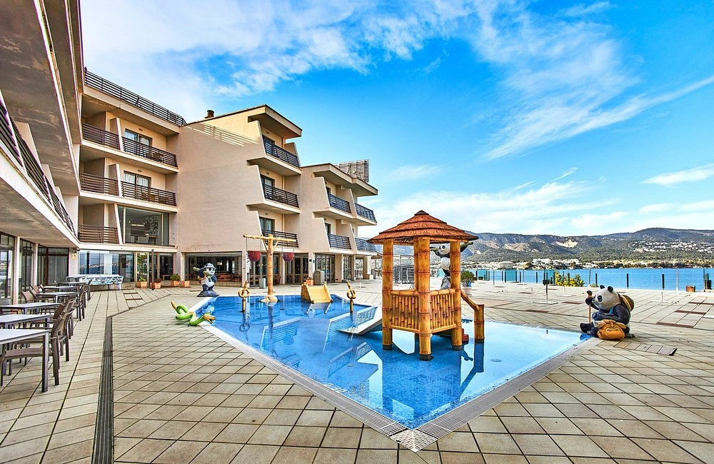 Grand Palladium Palace Ibiza Resort And Spa