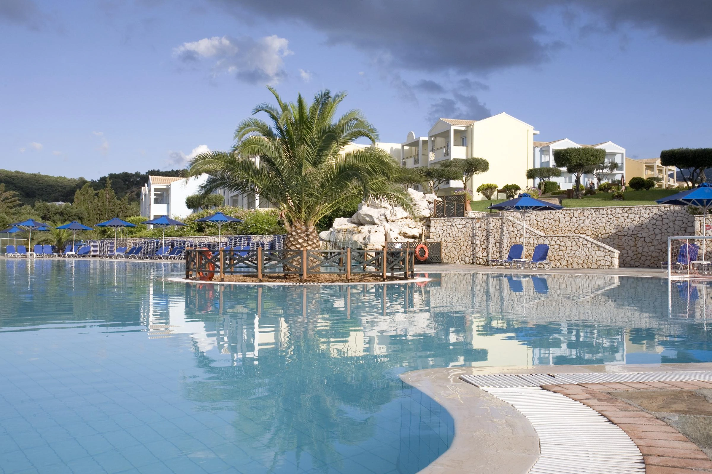 Mareblue Beach Corfu Resort