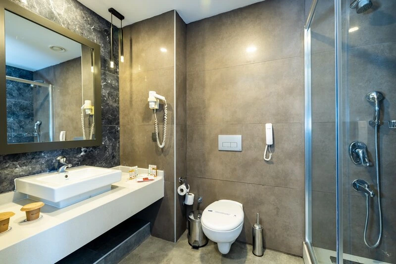 Crystal Centro Pearl Collection