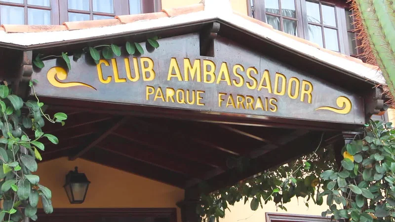Ambassador Apartamentos