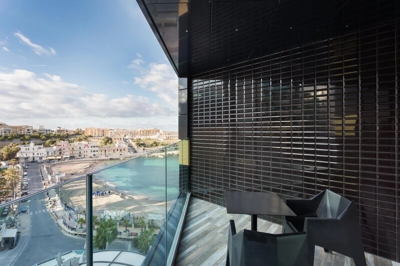H Hotel