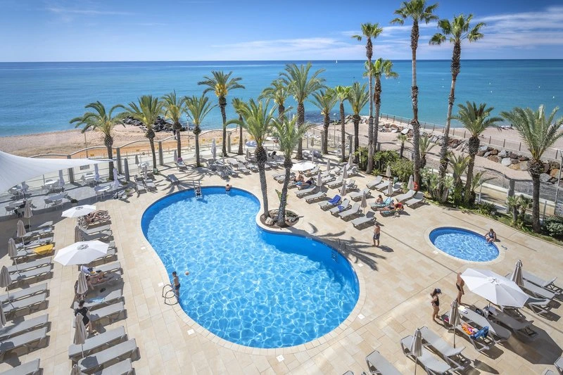 Caprici Beach Hotel & Spa