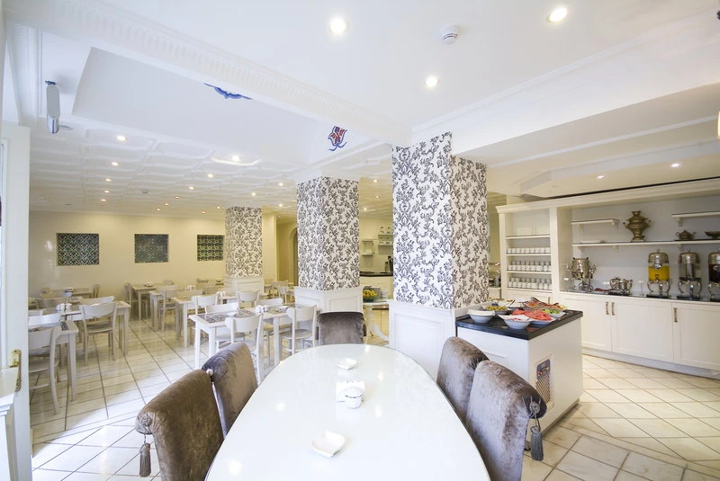 Avicenna Hotel
